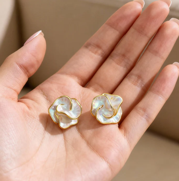 PROMOCIÓN 2x1 ARETES BLANCOS🎁