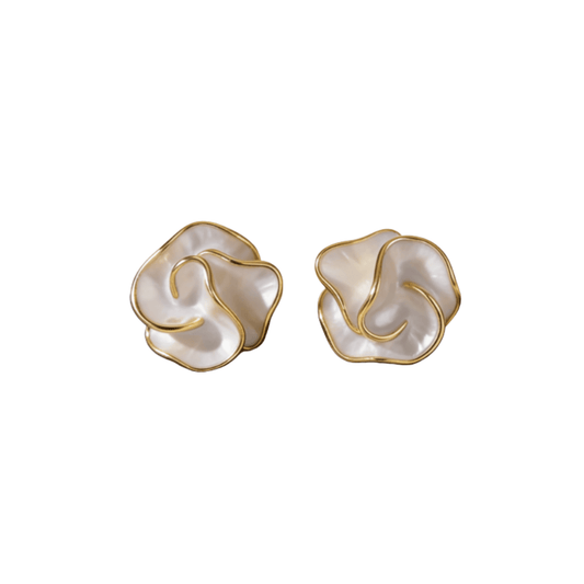 ARETES FLOR BLANCOS - Amelia Joyería