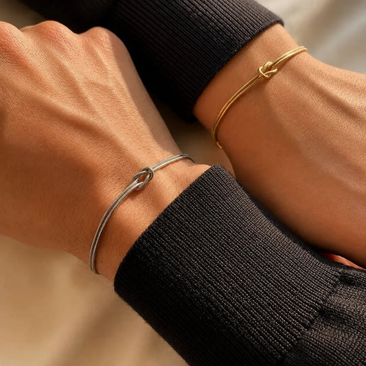 PROMOCIÓN 2x1 - Pulsera Nudo Eterno - Amelia Joyería